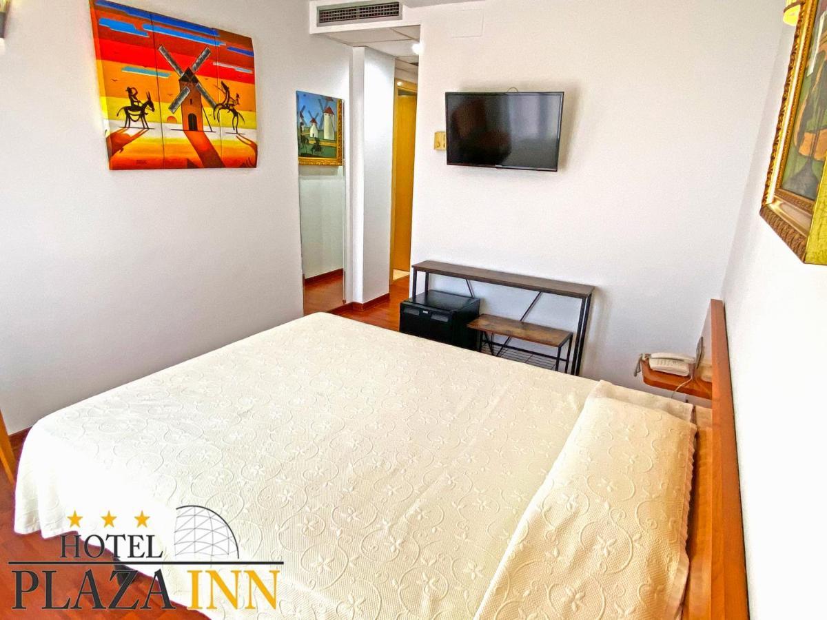 Hotel Plaza 3*